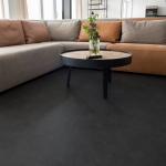 Gładka powłoka malarska z wodnej dyspersji żywicy epoksydowej w technologii TECHNIArt FLOOR SYSTEM 200 AQ (gr. ok 0,5 mm)